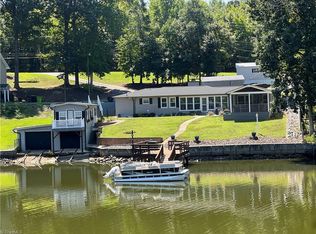 1102 Riverview Rd, Lexington, NC 27292