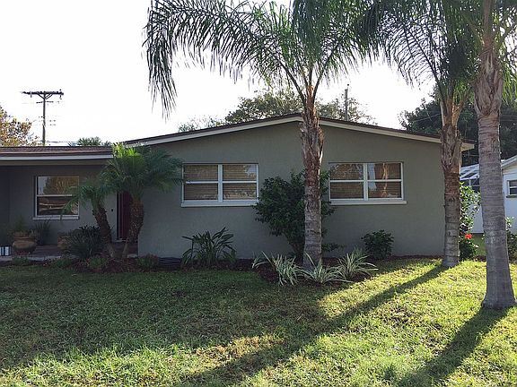 3rd image of 1366 Estridge Dr