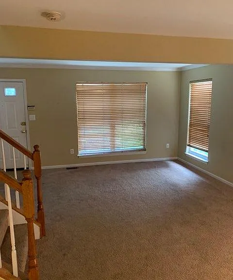 119 Cypress Dr — Photo 6