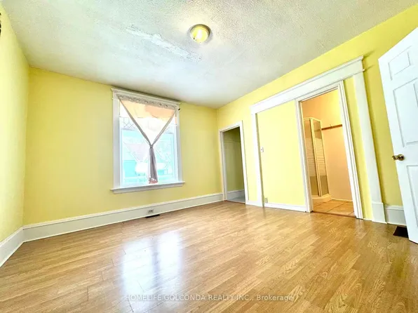 109 Elgin St, Orillia, ON L3V 1S6