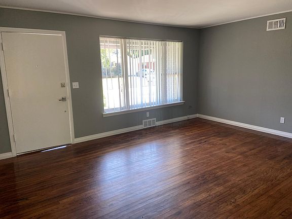 3rd image of 3021 NW 67th St