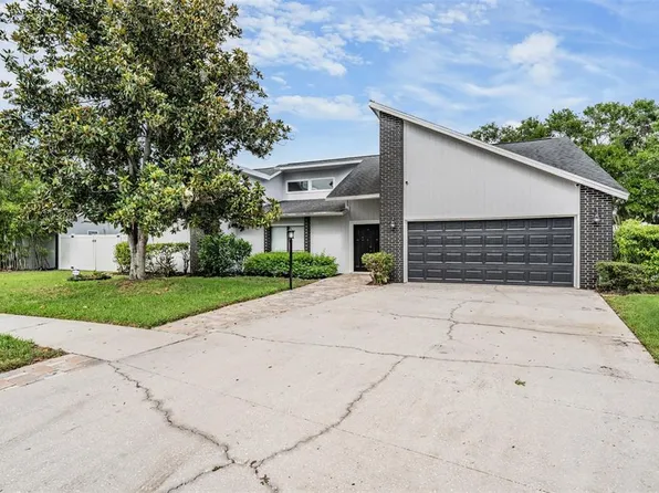 1222 Rainbrook Cir, Valrico, FL 33596