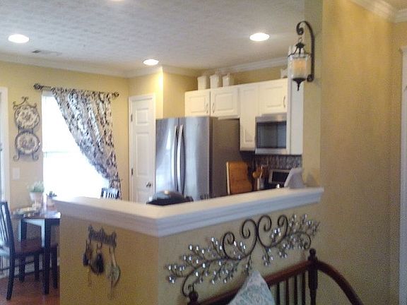 Entry to open floor plan