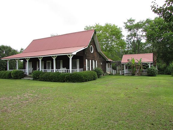 3rd image of 115 Charlotte Dr