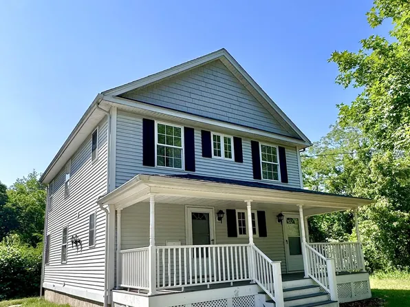 68 Lake St Unit 2, Wallingford, CT 06492