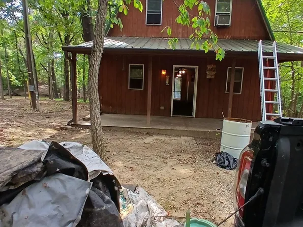 61 Robertson Dr, Gilbertsville, KY 42044