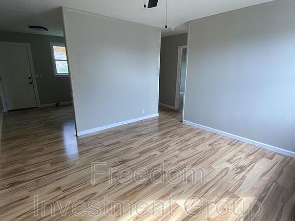 2nd image of 1414 Chicago Ave NE #3