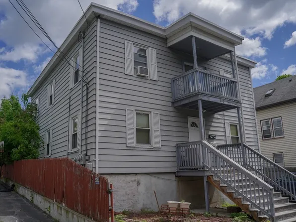 30 Irving St, Salem, MA 01970