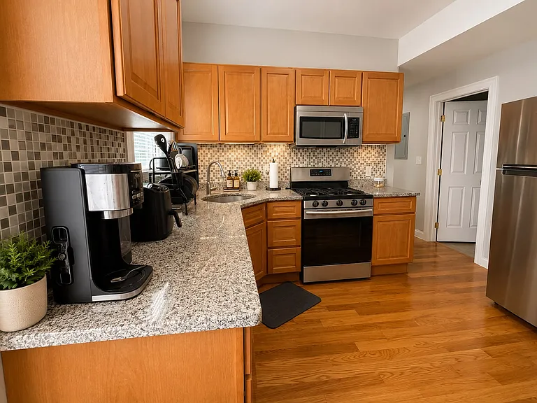 13 Hendry St #3 — Photo 14
