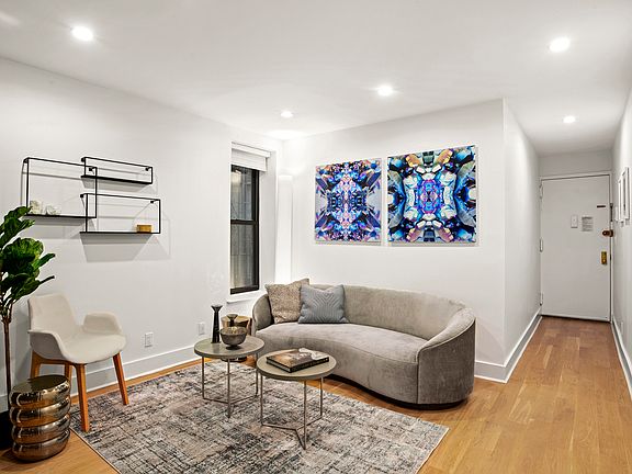 2nd image of 213 Eastern Pkwy APT 4