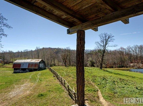 Barn