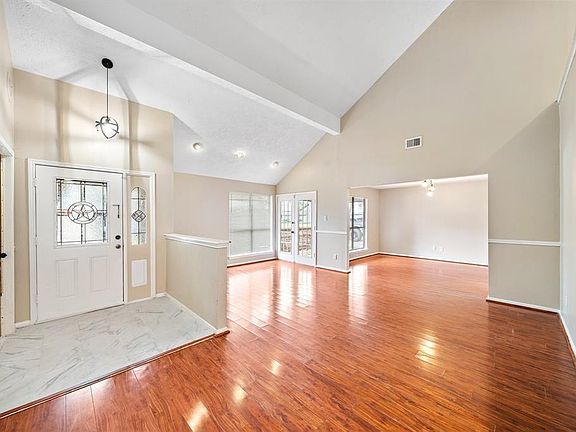 4th image of 21102 Marcin Dr