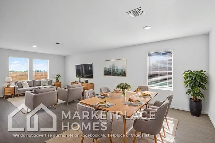 4 bed, 2.0 bath, 1720 sqft, $1,650 — Photo 4