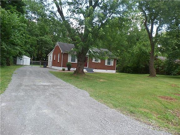 2nd image of 1015 Olympia Pl