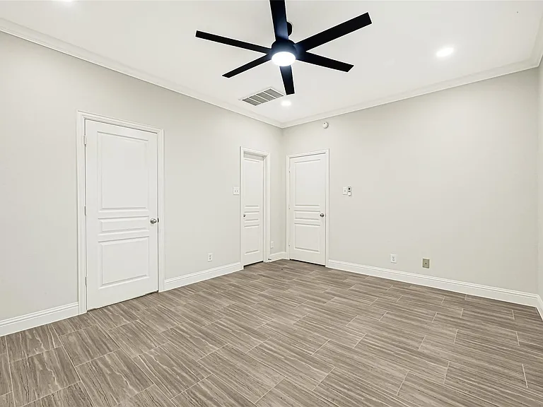 11015 Harston Dr — Photo 17