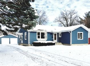 409 Manor Pl, Aurora, IL 60506