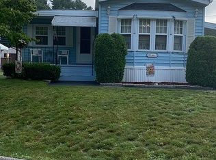 10 Lane #F, Coventry, RI 02816