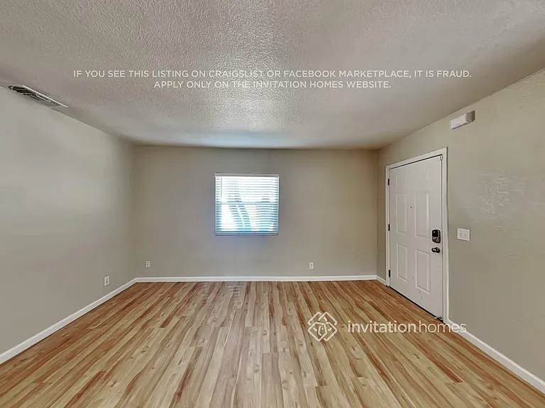 4250 11th Ave — Photo 3