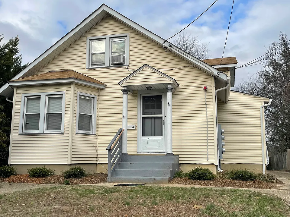 307 Crest Ave #A