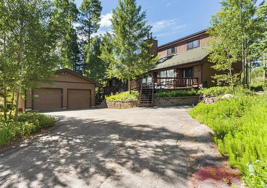 3 bed, 1407 sqft, $4,250 — Photo 3
