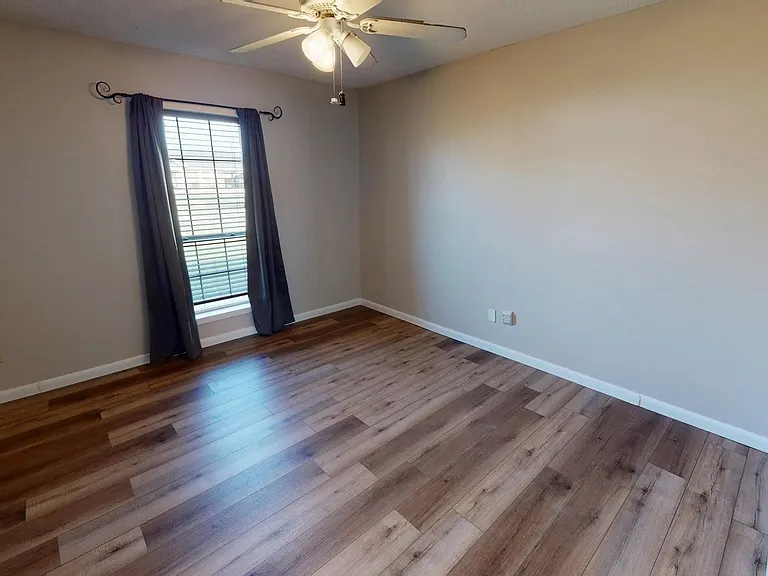 2536 Mary Ann Dr — Photo 12