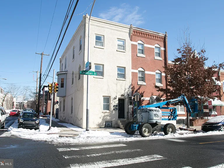 2351 Christian St #D — Photo 1