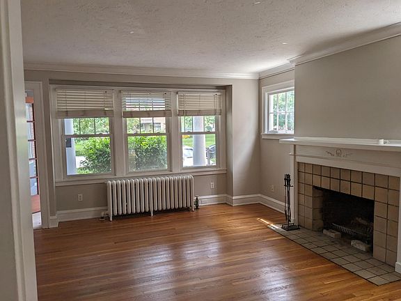 4th image of 1514 W Clifton Blvd
