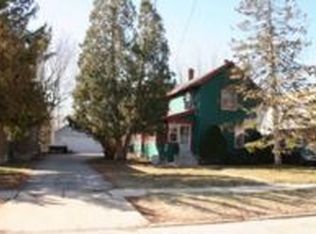 1017 W 8th St, Appleton, WI 54914