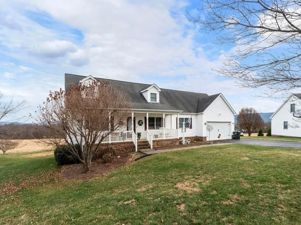 34 Windmill Ln, Stuarts Draft, VA 24477