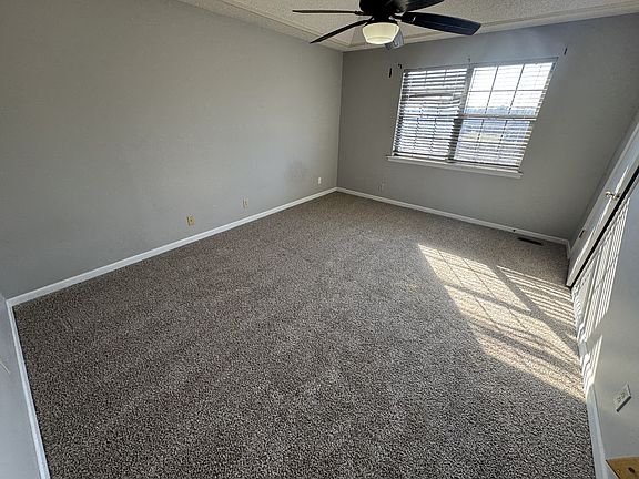 5th image of 406 Cook Dr APT C
