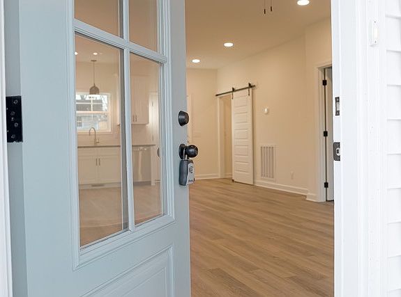2nd image of 313 Dreamland Dr