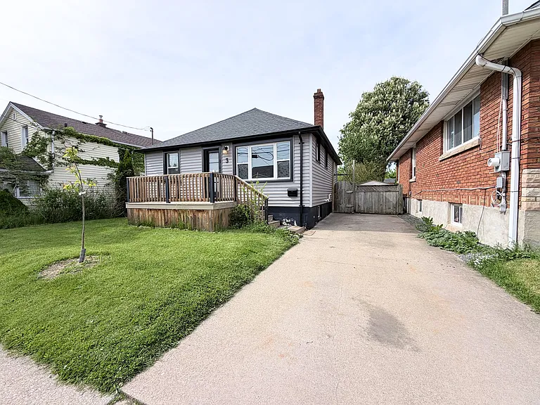 3 Bartlett St — Photo 18