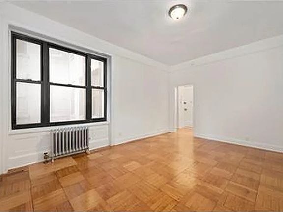 3rd image of 255 W 108th St APT 2C