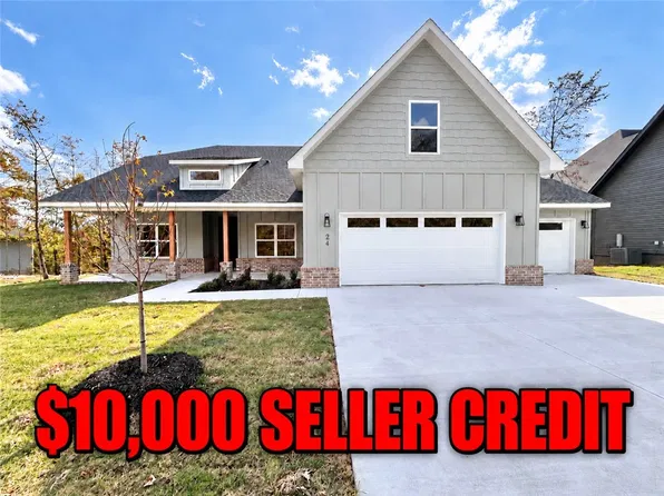 24 Rath Dr, Bella Vista, AR 72715