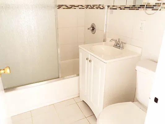 Rented by NY Space Finders Inc. | media 6
