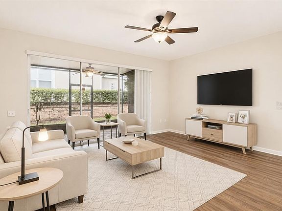 3rd image of 2561 Galliano Cir