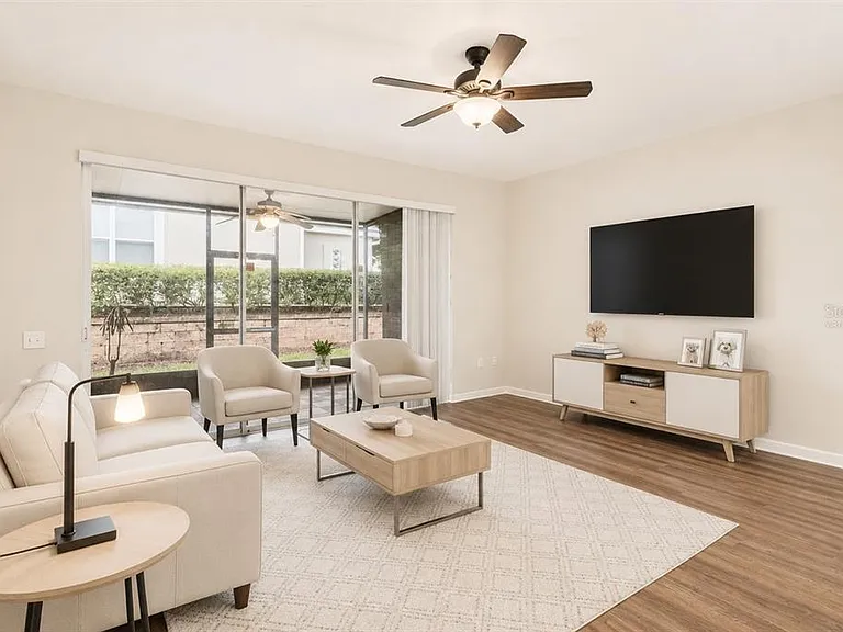 2561 Galliano Cir — Photo 3