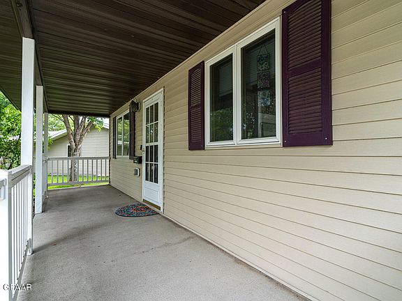 2nd image of 5038 W Elm Ct