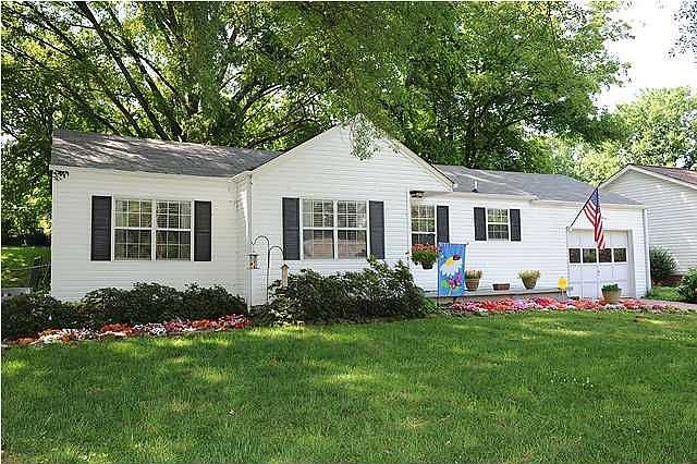 1st image of 4207 Shelborne Dr