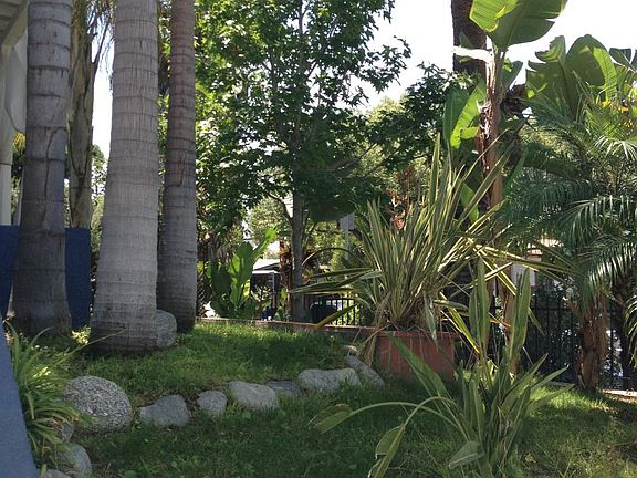 4th image of 1200 Manzanita St
