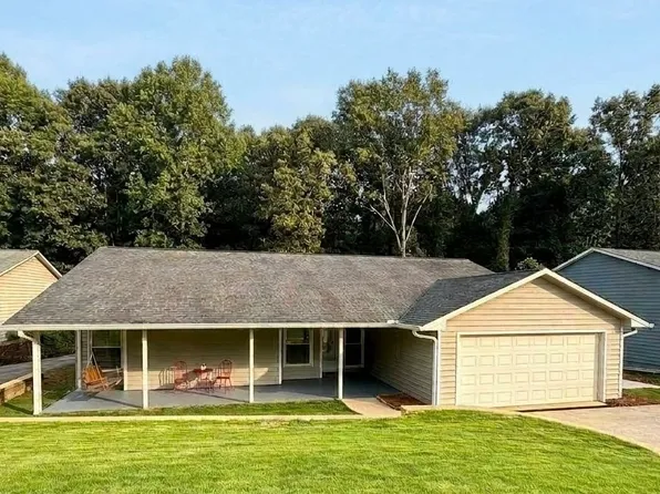 110 Shannon Run, Peachtree City, GA 30269