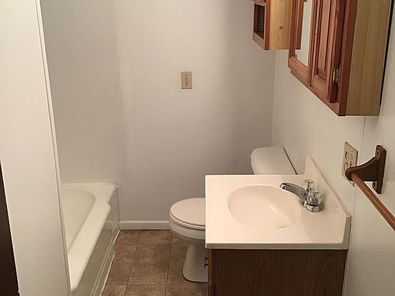 5th image of 240 S Country Ct #1E