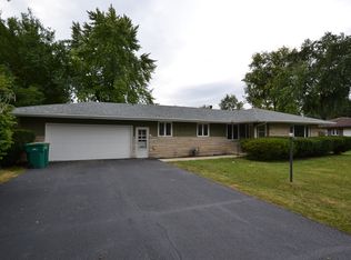 2814 Wilshire Blvd, Joliet, IL 60435