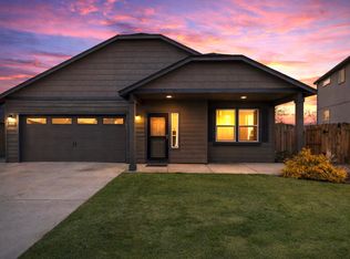 2691 NE 6th Dr, Redmond, OR 97756
