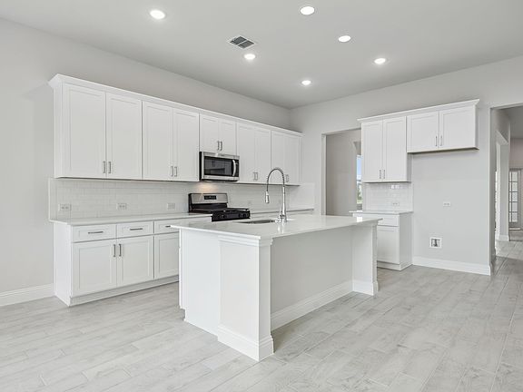 5th image of 1833 Acosta Dr