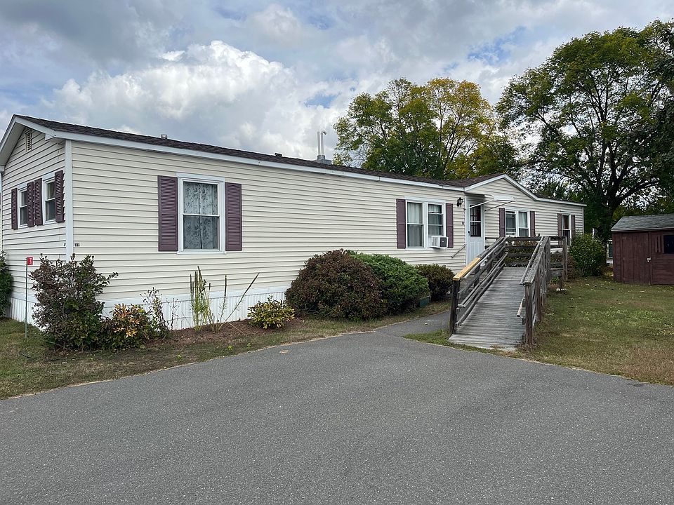 1st image of 143 West St #32
