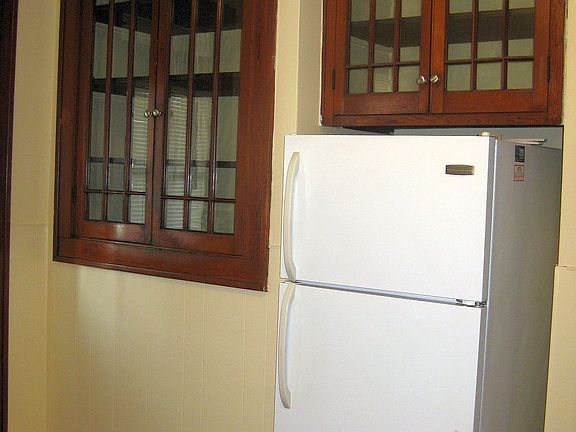4th image of 4245 Ellenwood Ave #1ST