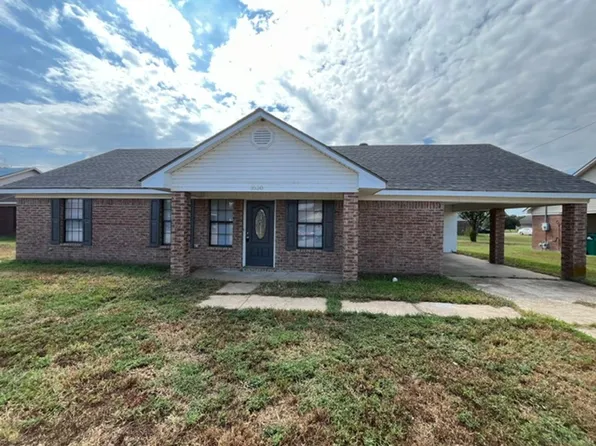1030 Simpson Cv, Tunica, MS 38676