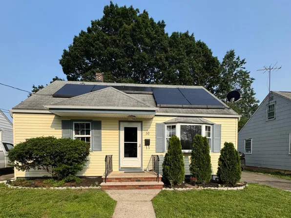 16 Wagner St, Fords, NJ 08863