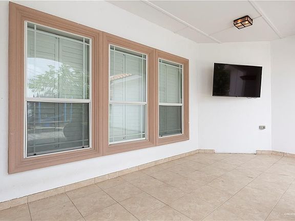 3rd image of 3307 Pelican Lake Ave